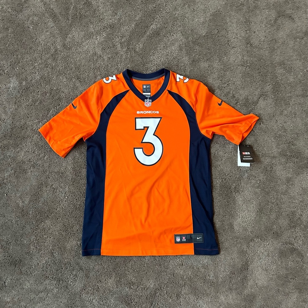 Russell Wilson Jersey. Size- Large